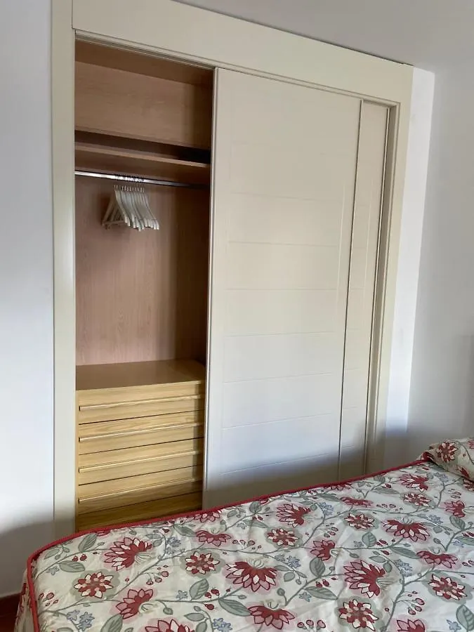 Apartamento De 3 Dormitorios A 60 M De La Playa En La Isleta, Cabo De Gata La Isleta del Moro