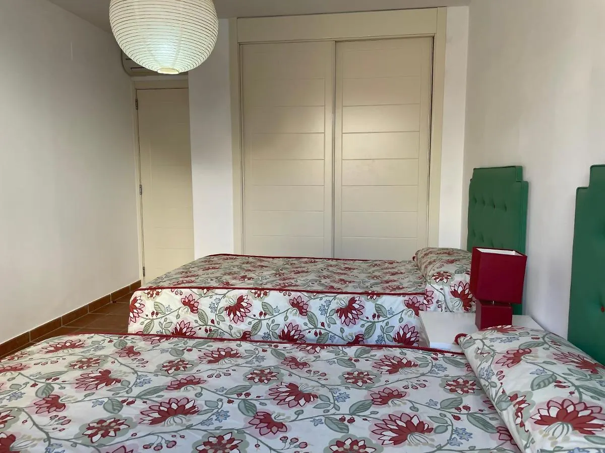 Apartamento De 3 Dormitorios A 60 M De La Playa En La Isleta, Cabo De Gata La Isleta del Moro